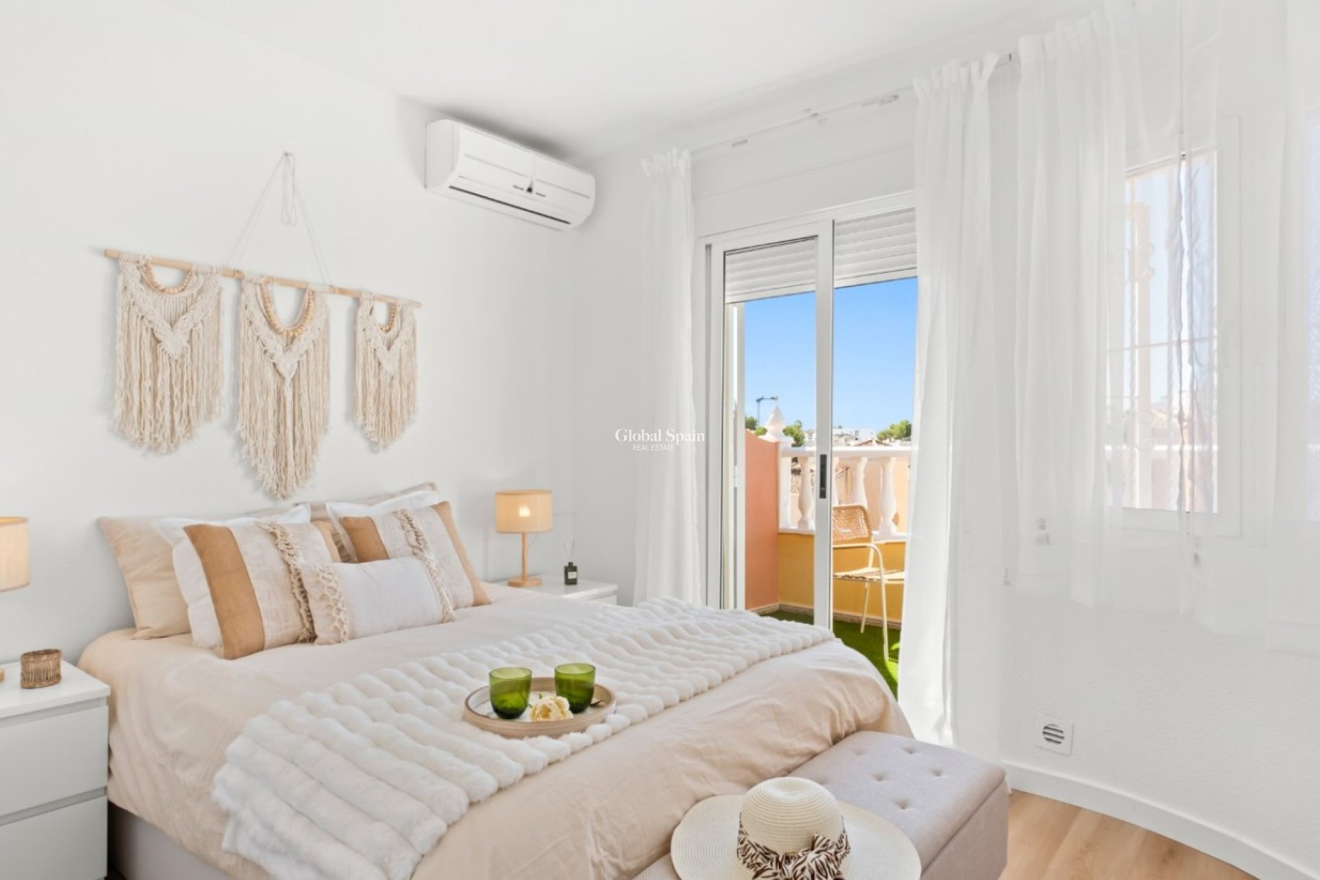 Wiederverkauf - HAUS -
ORIHUELA COSTA - Costa Blanca