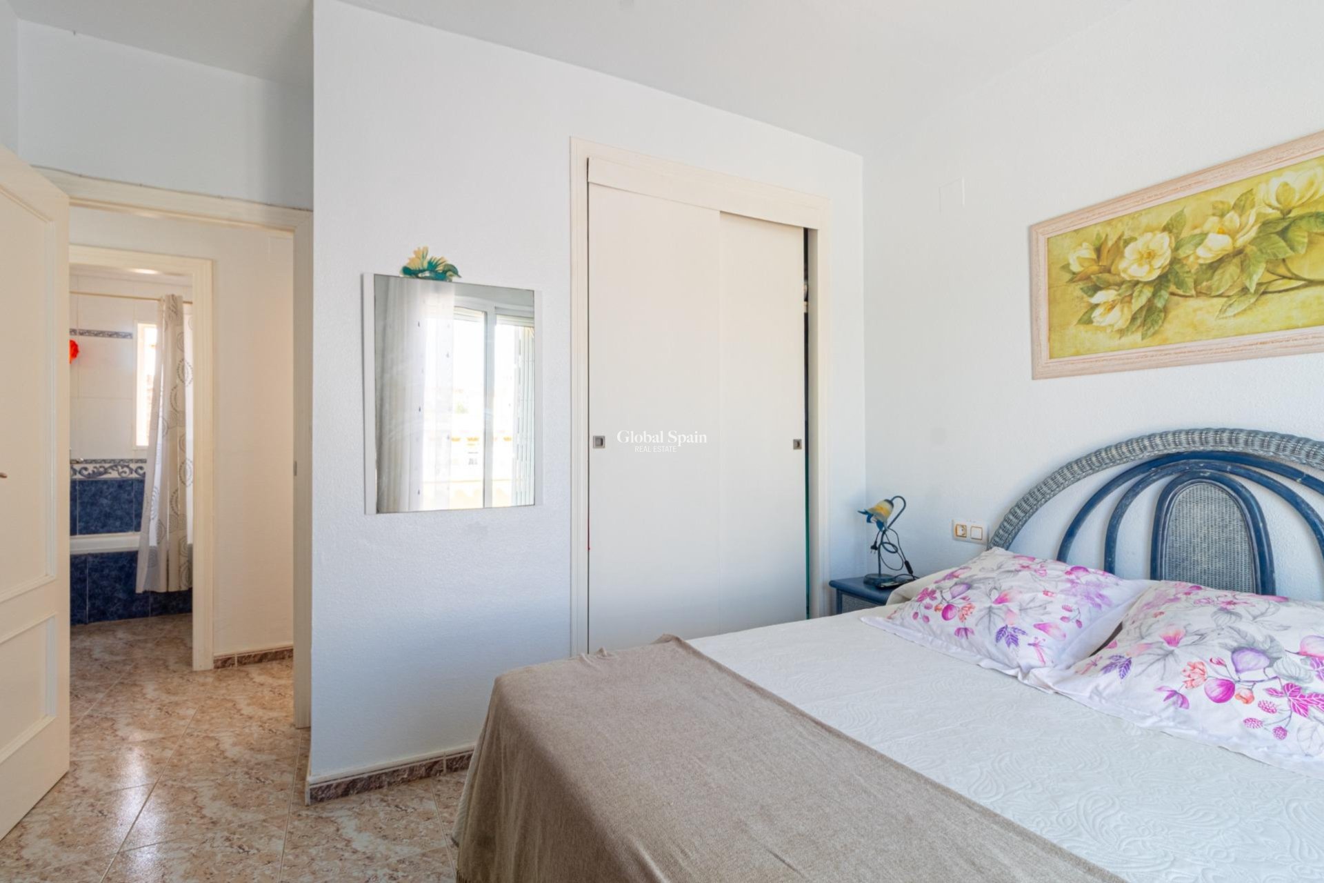 Wiederverkauf - HAUS -
ORIHUELA COSTA - La Regia