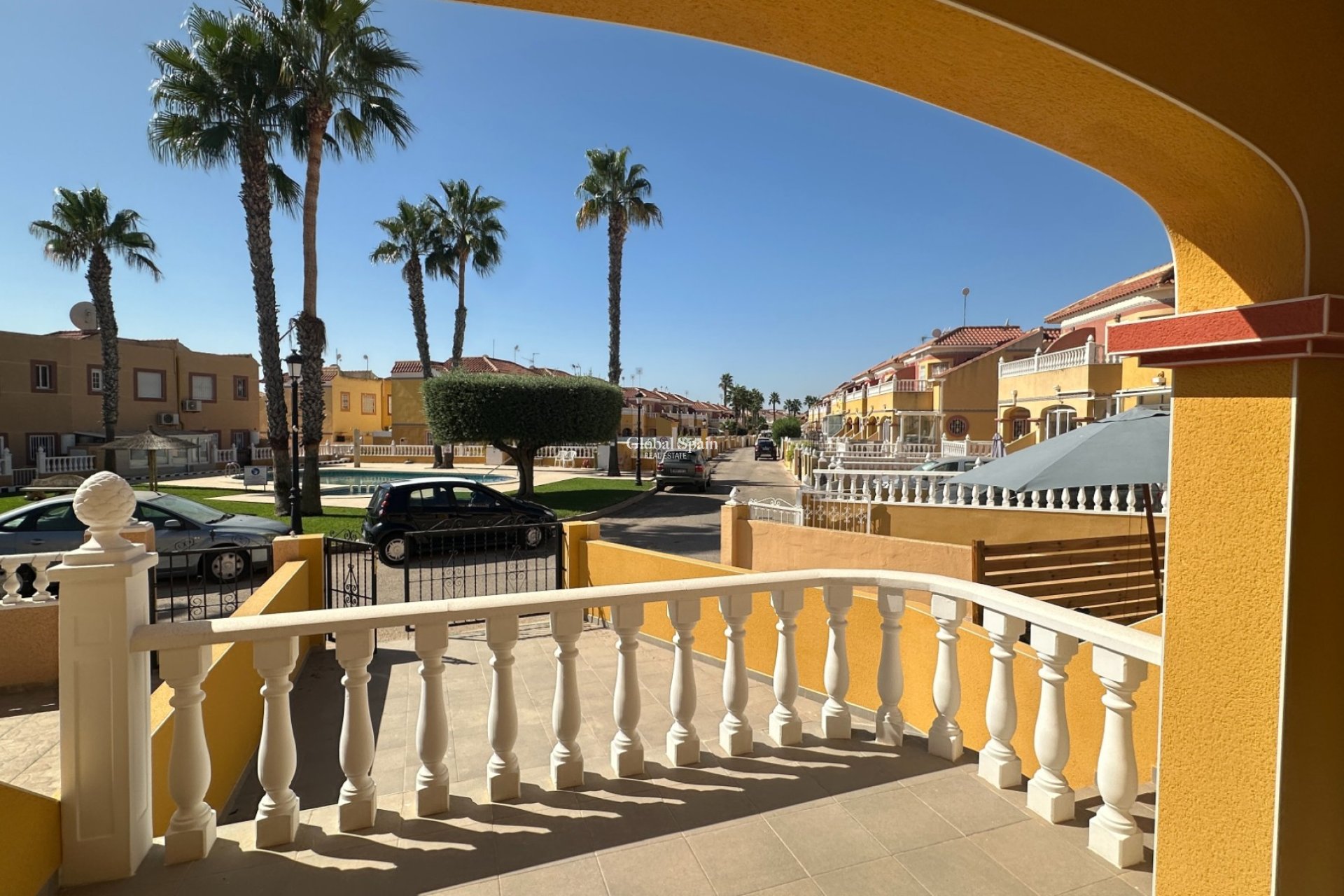 Wiederverkauf - HAUS -
ORIHUELA COSTA - La Regia