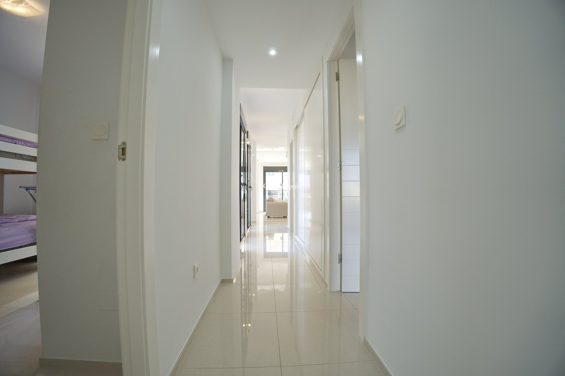 Wiederverkauf - HAUS -
ORIHUELA COSTA - La Zenia