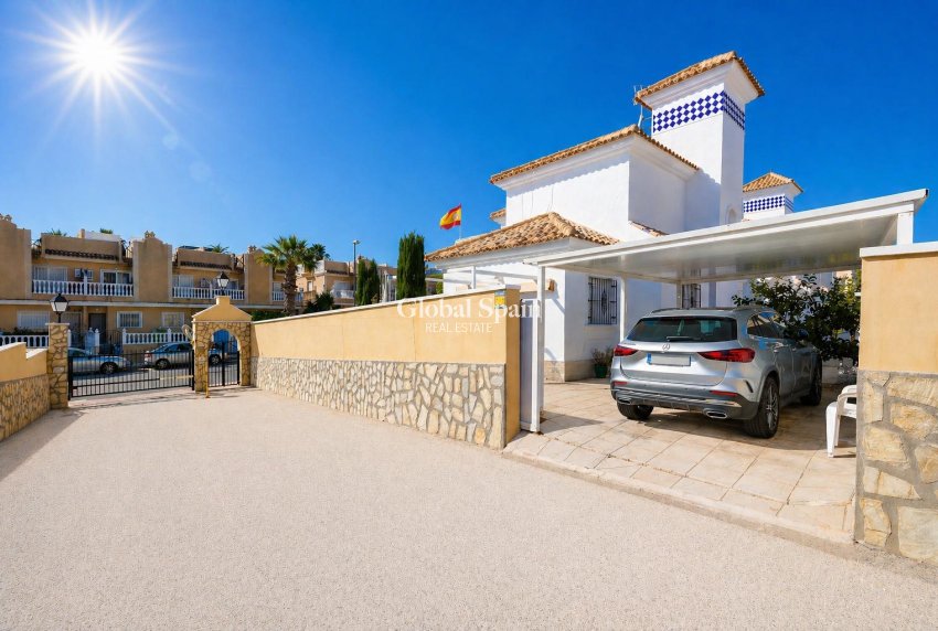 Wiederverkauf - HAUS -
ORIHUELA COSTA - Las Filipinas