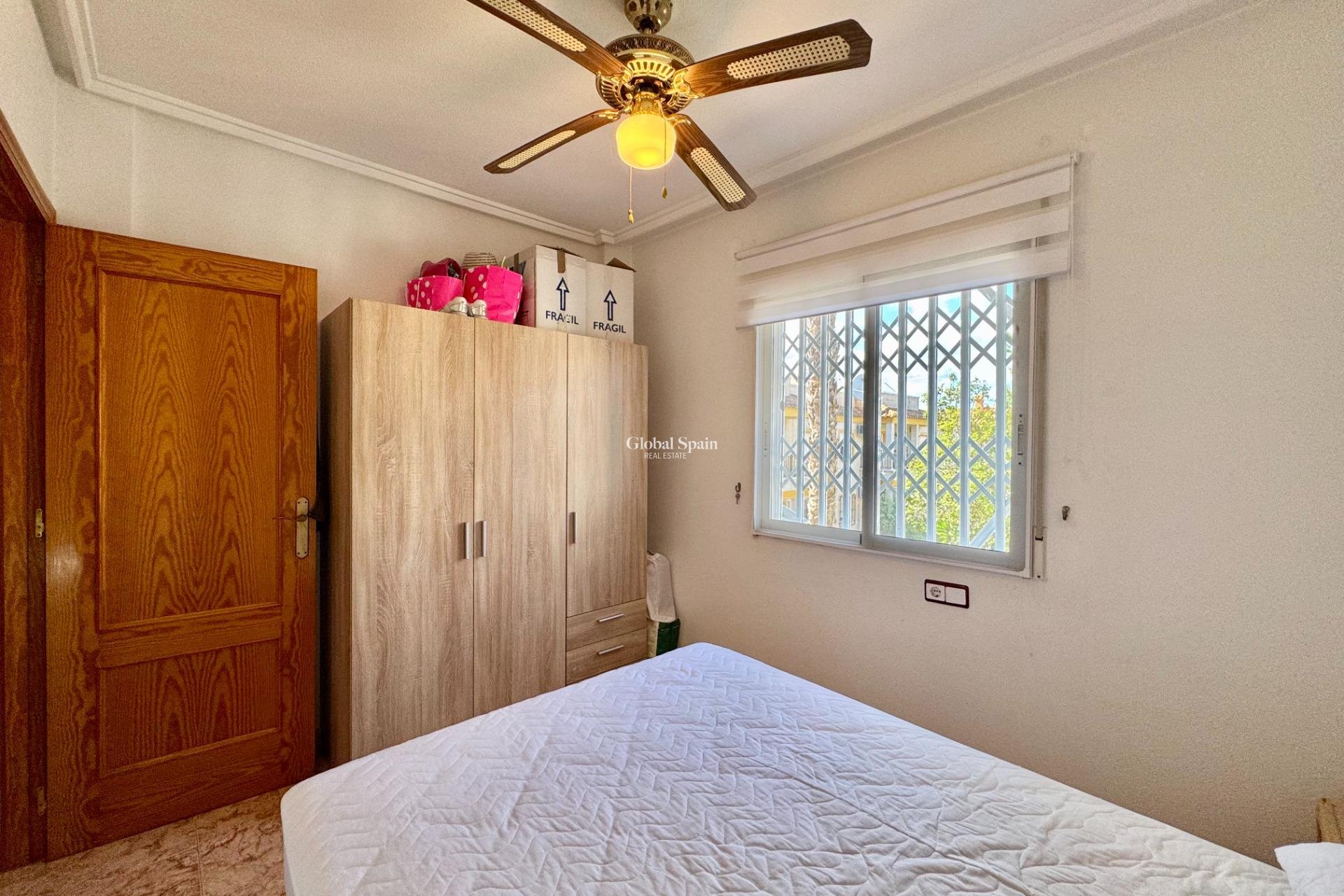 Wiederverkauf - HAUS -
ORIHUELA COSTA - Las Filipinas
