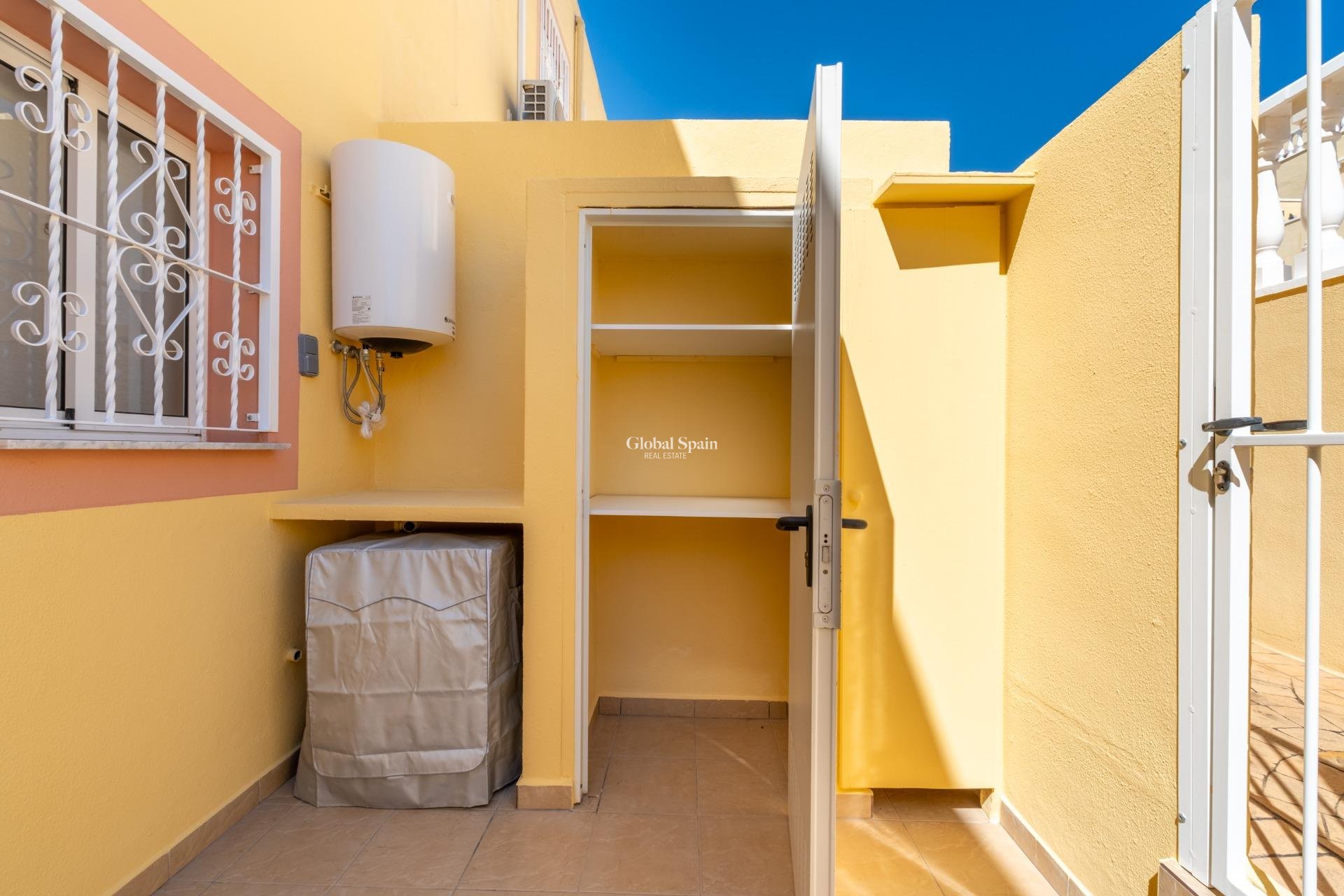 Wiederverkauf - HAUS -
ORIHUELA COSTA - Lomas de Campoamor-Las Ramblas