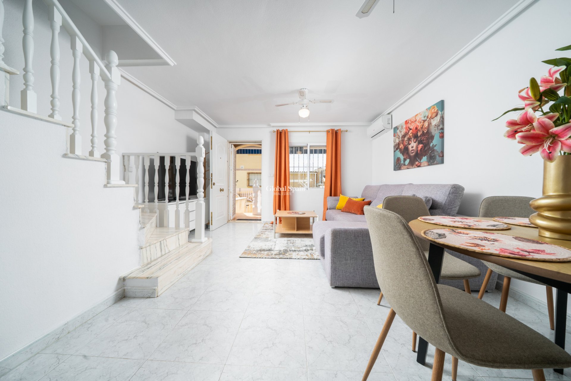 Wiederverkauf - HAUS -
ORIHUELA COSTA - Los Almendros - La Florida