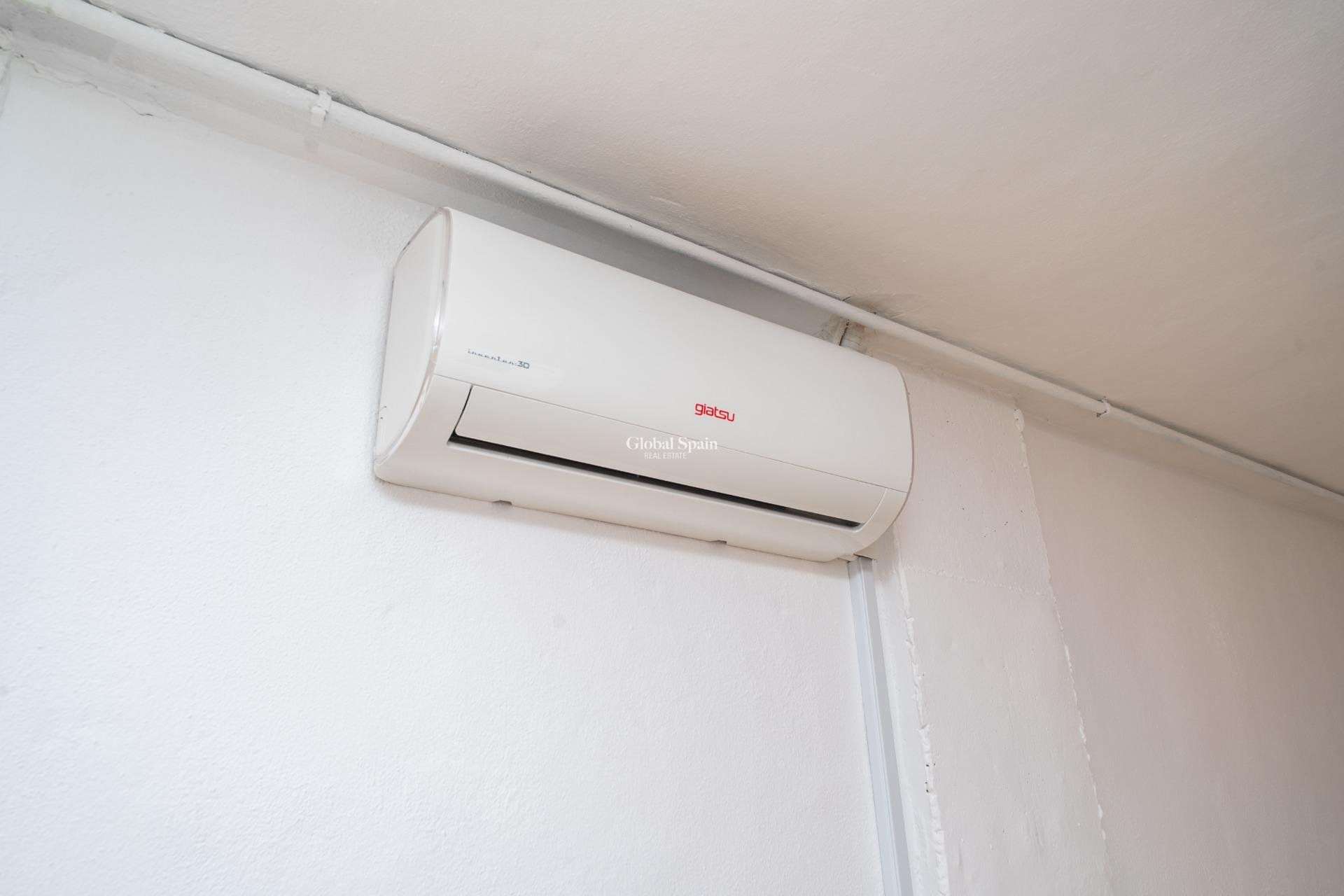 Wiederverkauf - HAUS -
ORIHUELA COSTA - Los Almendros-la Florida