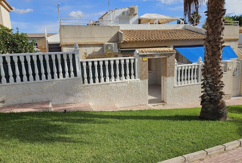 Wiederverkauf - HAUS -
ORIHUELA COSTA - LOS BALCONES - LOS ALTOS