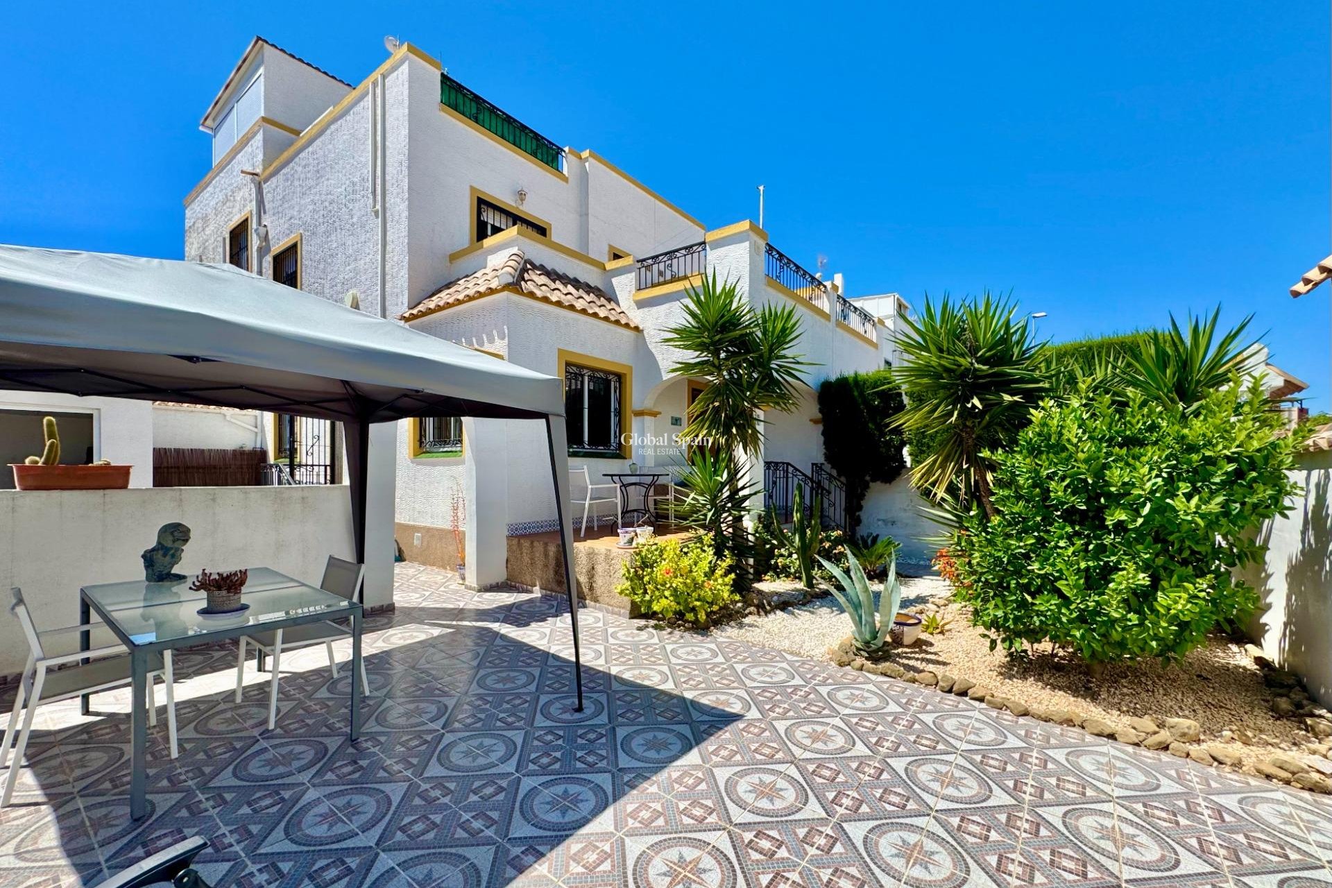 Wiederverkauf - HAUS -
ORIHUELA COSTA - LOS BALCONES - LOS ALTOS