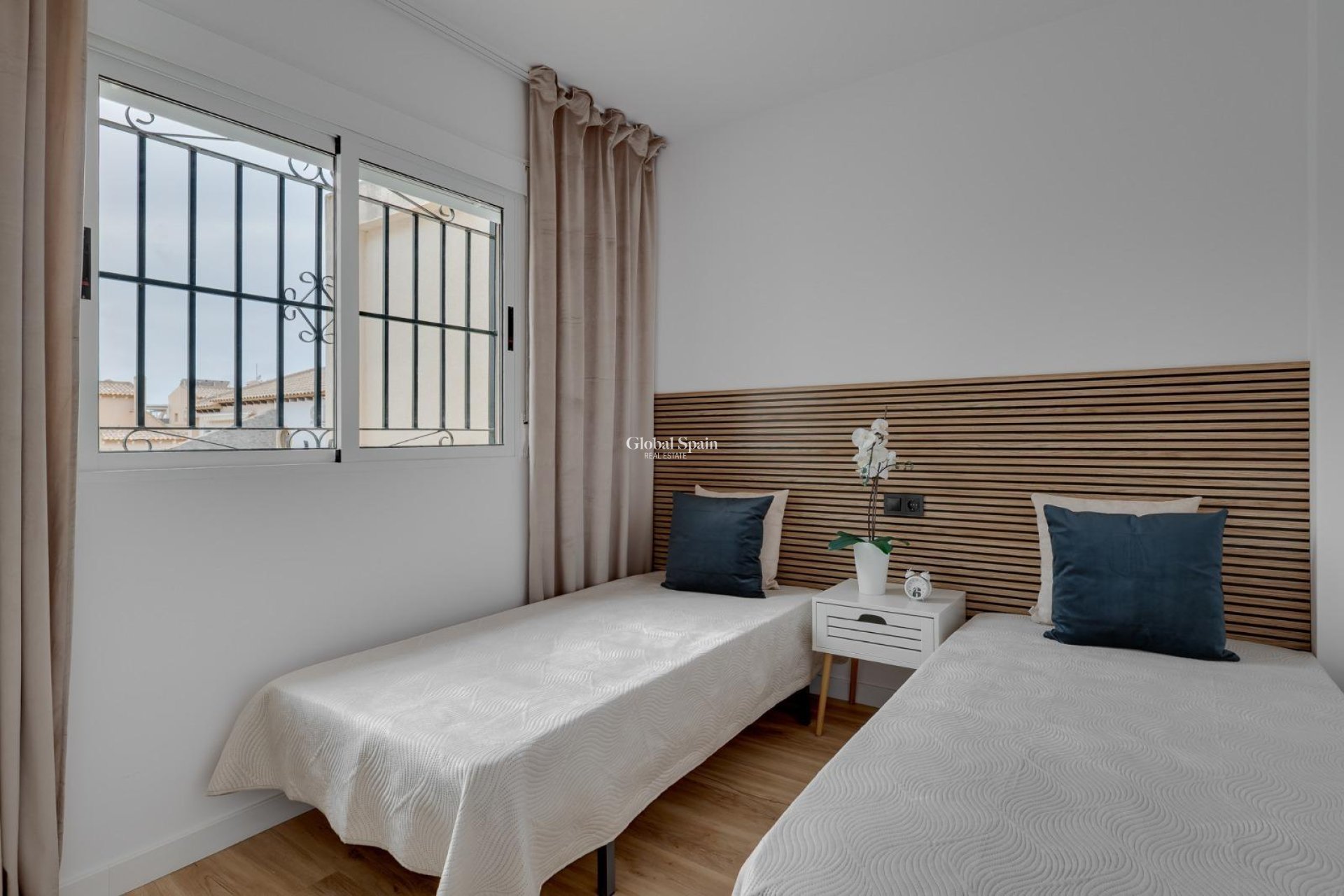 Wiederverkauf - HAUS -
ORIHUELA COSTA - LOS BALCONES - LOS ALTOS