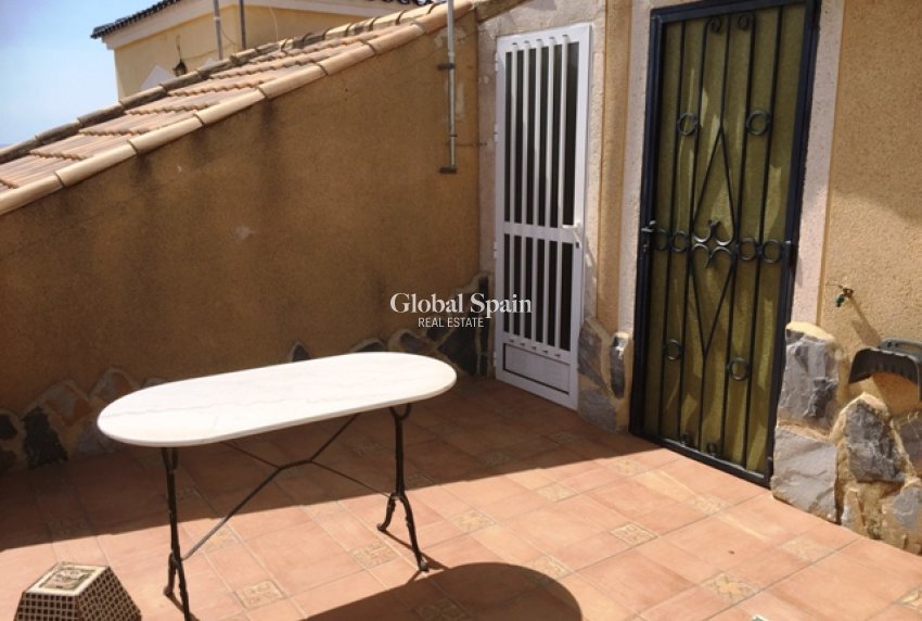 Wiederverkauf - HAUS -
ORIHUELA COSTA - LOS BALCONES - LOS ALTOS