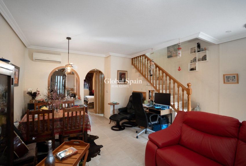 Wiederverkauf - HAUS -
ORIHUELA COSTA - Los Dolses