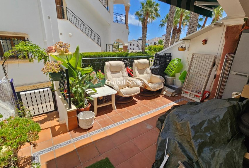 Wiederverkauf - HAUS -
ORIHUELA COSTA - PAU 8