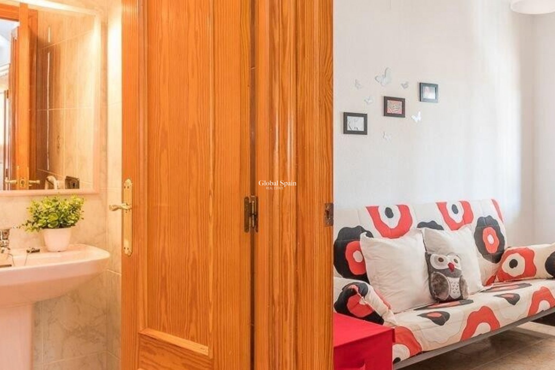 Wiederverkauf - HAUS -
ORIHUELA COSTA - Playa Flamenca