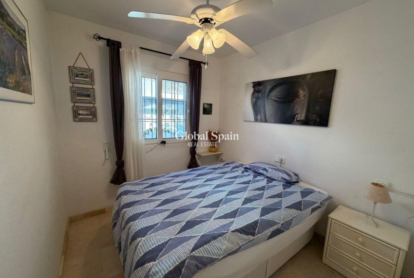 Wiederverkauf - HAUS -
ORIHUELA COSTA - Playa Flamenca