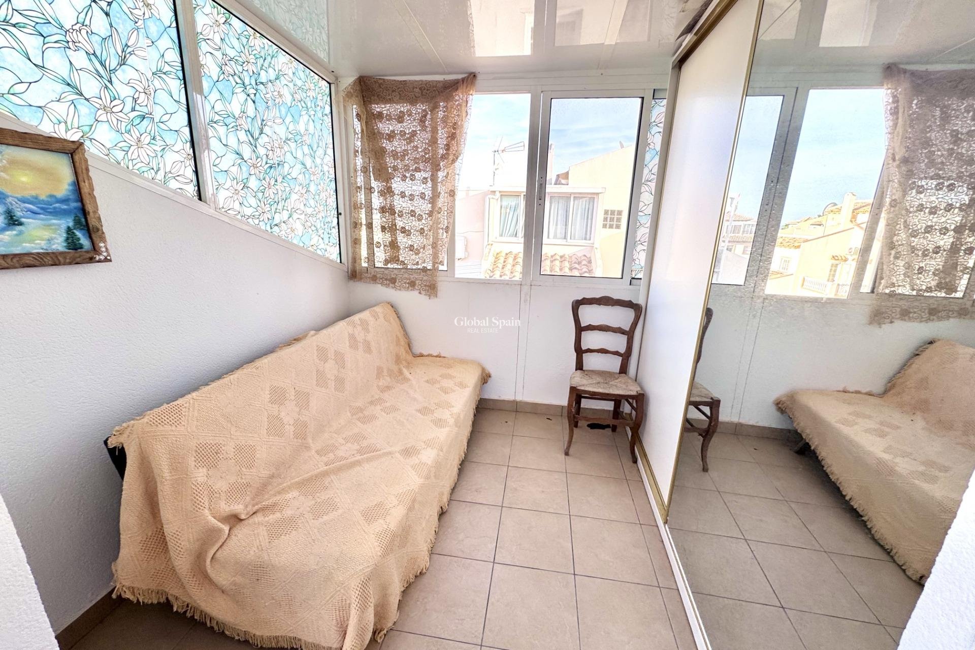 Wiederverkauf - HAUS -
ORIHUELA COSTA - Playa Flamenca