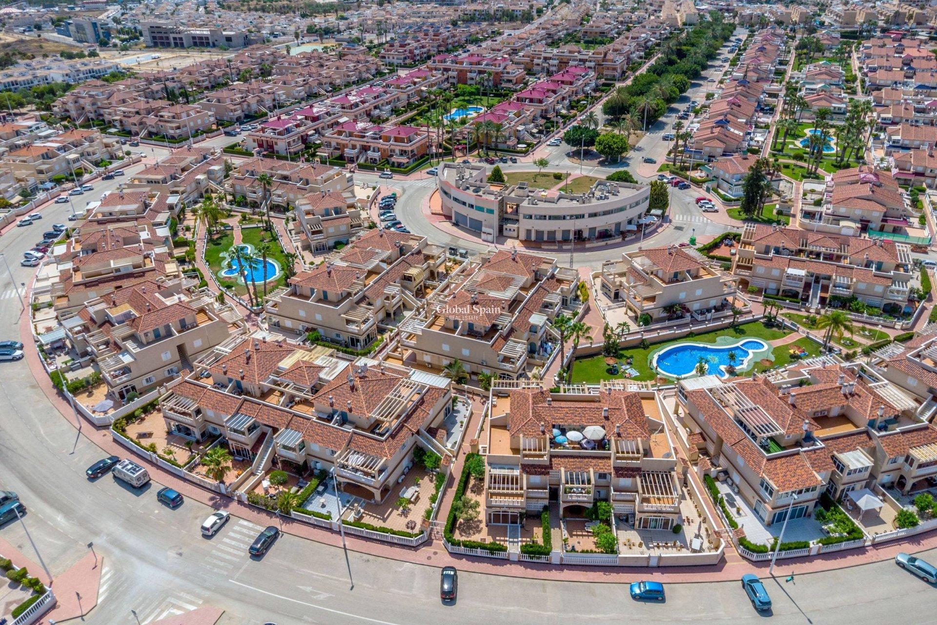 Wiederverkauf - HAUS -
ORIHUELA COSTA - Playa Flamenca