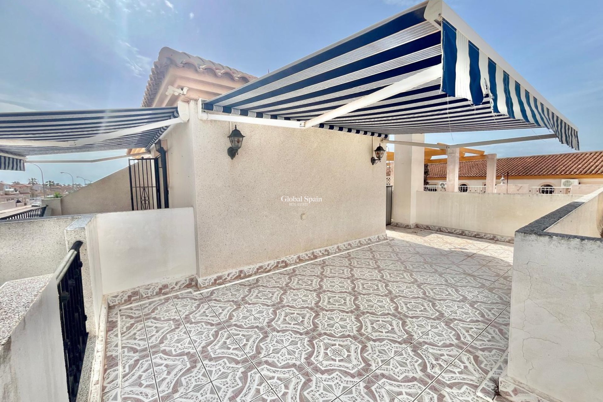 Wiederverkauf - HAUS -
ORIHUELA COSTA - Playa Flamenca