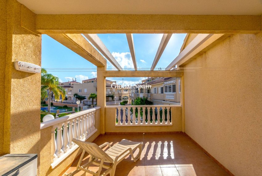 Wiederverkauf - HAUS -
ORIHUELA COSTA - Playa Flamenca