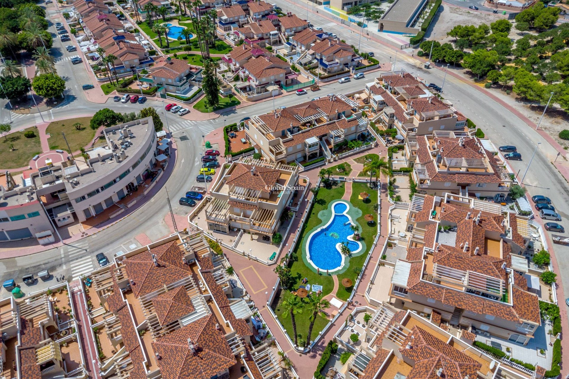 Wiederverkauf - HAUS -
ORIHUELA COSTA - Playa Flamenca