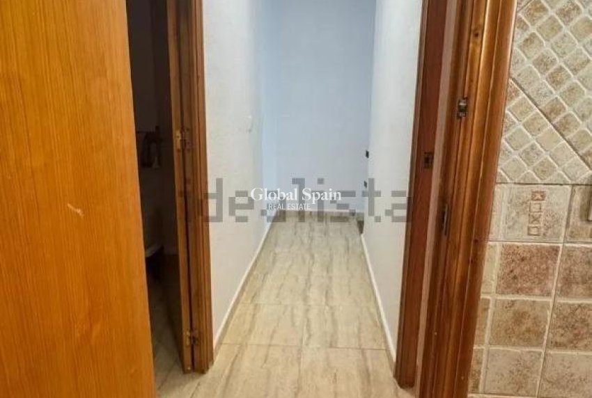 Wiederverkauf - HAUS -
ORIHUELA COSTA - Playa Flamenca