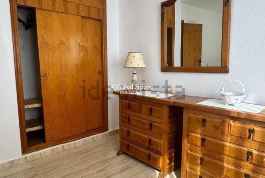 Wiederverkauf - HAUS -
ORIHUELA COSTA - Playa Flamenca