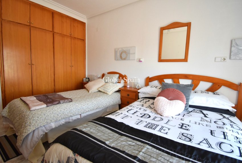 Wiederverkauf - HAUS -
Orihuela Costa - Playa Flamenca