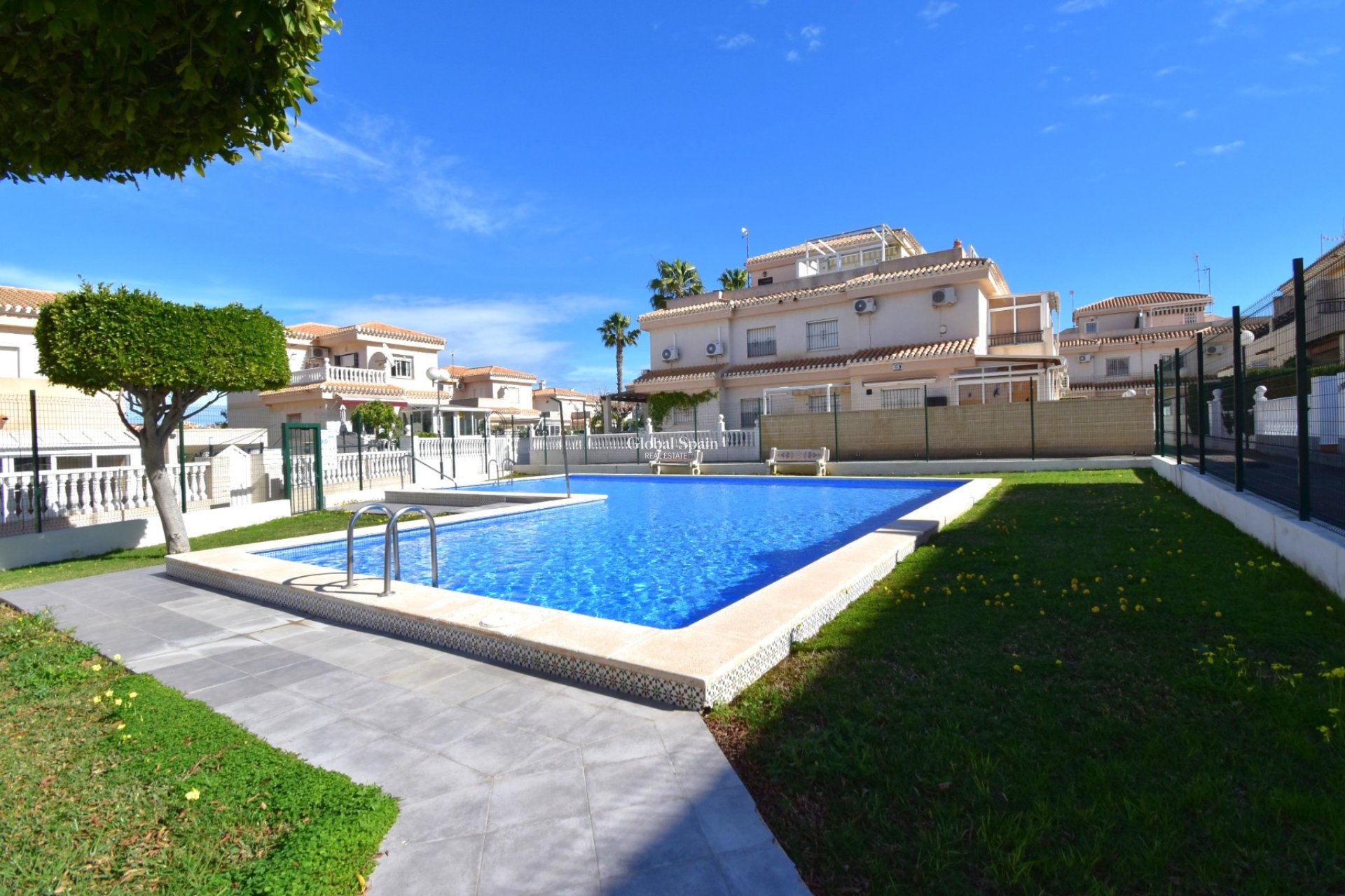 Wiederverkauf - HAUS -
Orihuela Costa - Playa Flamenca