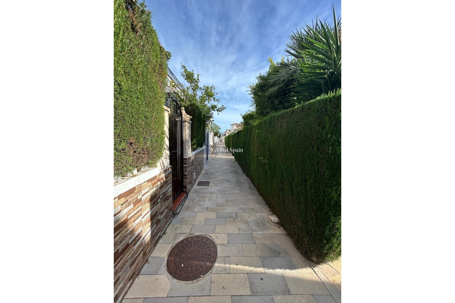 Wiederverkauf - HAUS -
ORIHUELA COSTA - Punta Prima