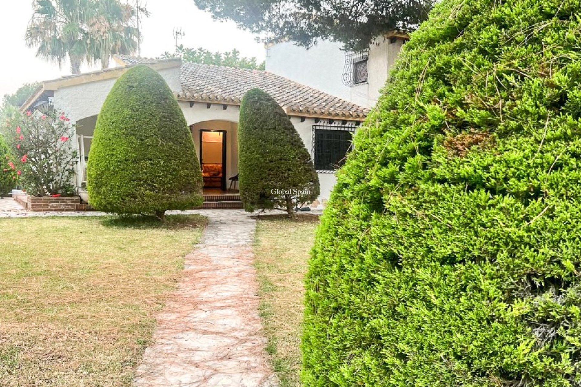 Wiederverkauf - HAUS -
ORIHUELA COSTA - Punta Prima