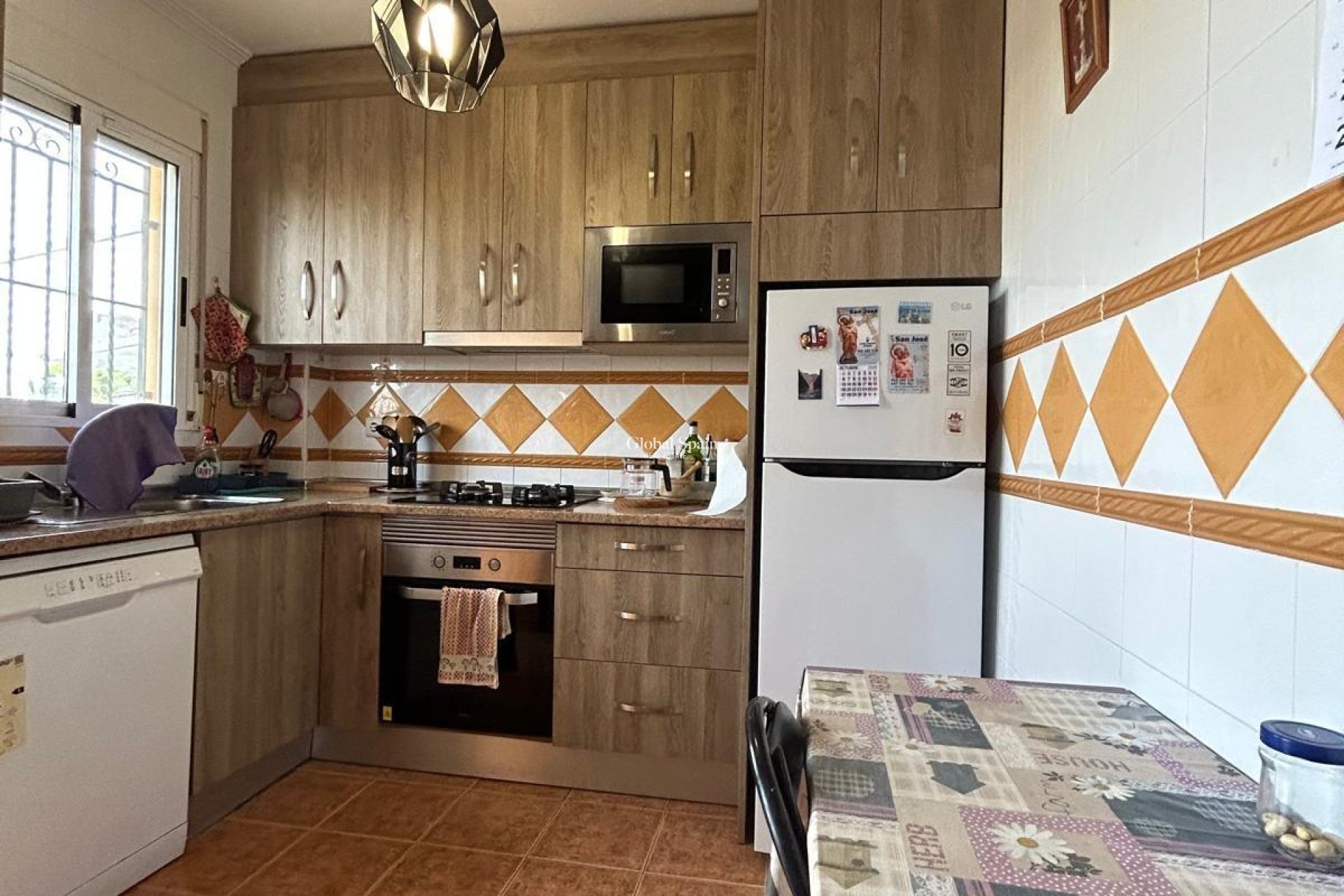 Wiederverkauf - HAUS -
ORIHUELA COSTA - Punta Prima