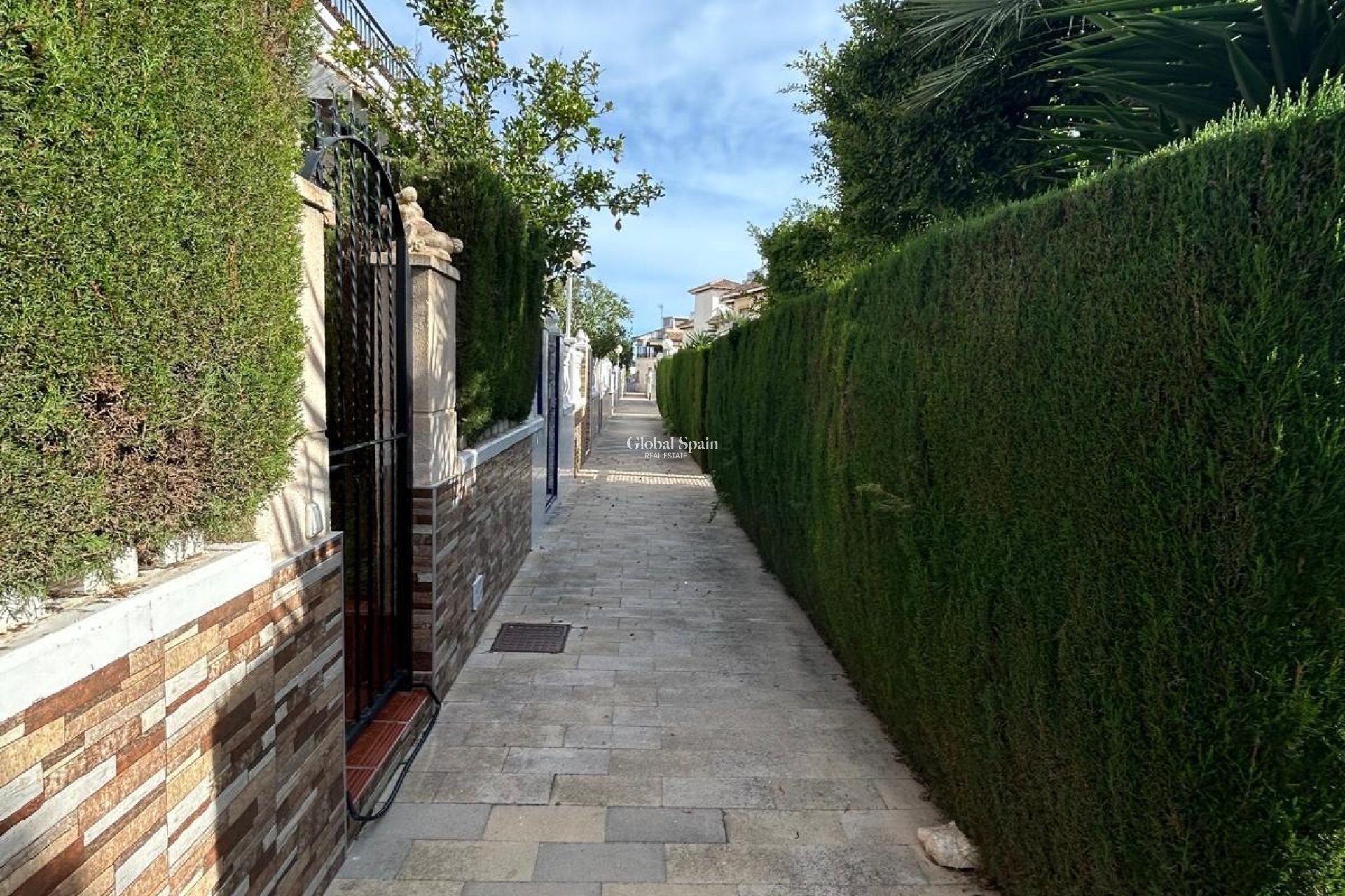 Wiederverkauf - HAUS -
ORIHUELA COSTA - Punta Prima