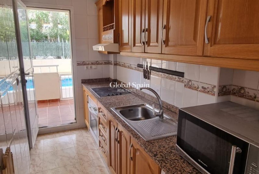 Wiederverkauf - HAUS -
ORIHUELA COSTA - VILLAMARTÍN