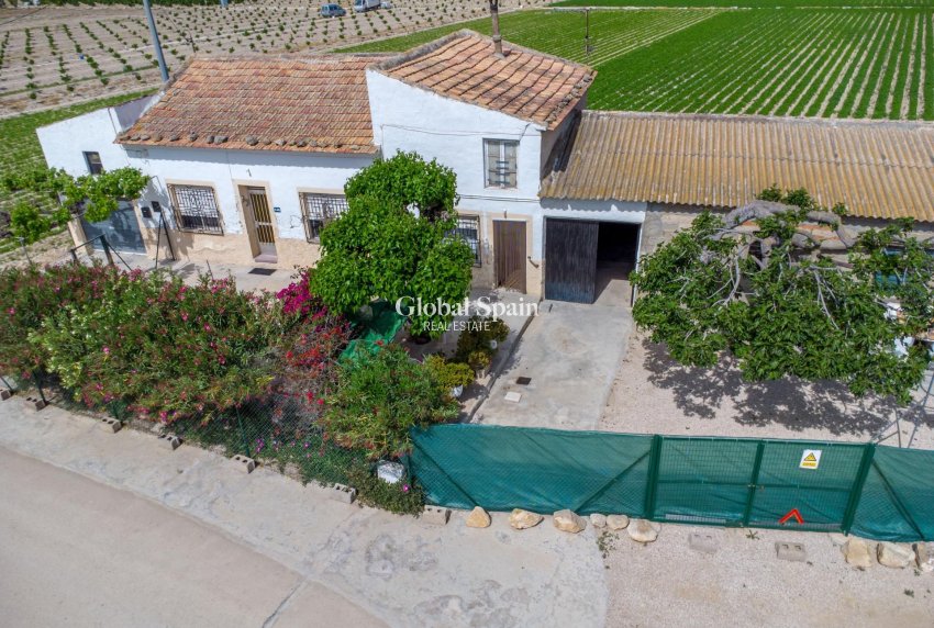 Wiederverkauf - HAUS -
ORIHUELA - Desamparados-hurchillo-torremendo