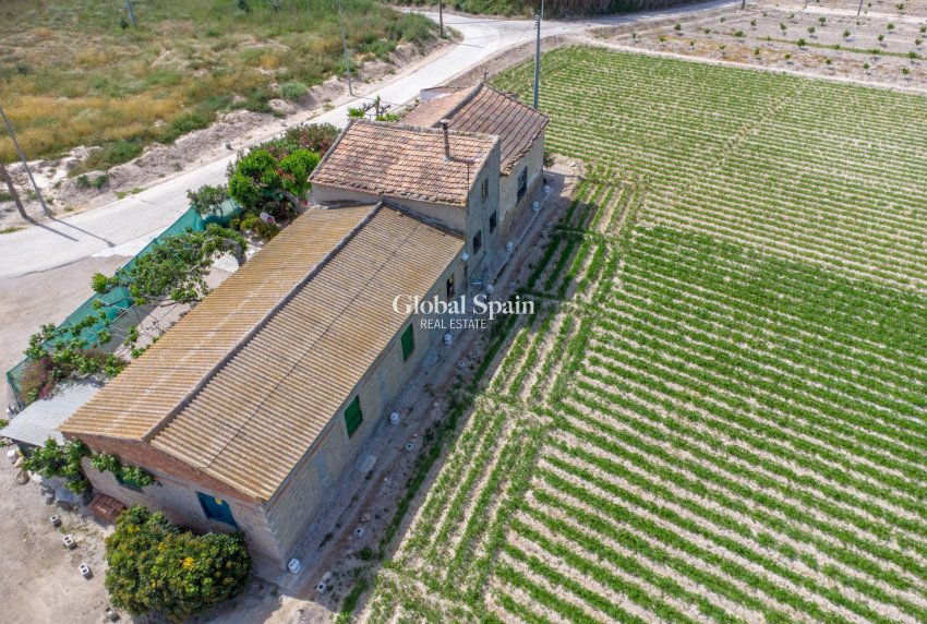 Wiederverkauf - HAUS -
ORIHUELA - Desamparados-hurchillo-torremendo