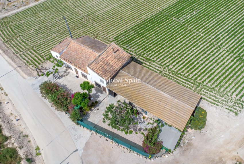Wiederverkauf - HAUS -
ORIHUELA - Desamparados-hurchillo-torremendo