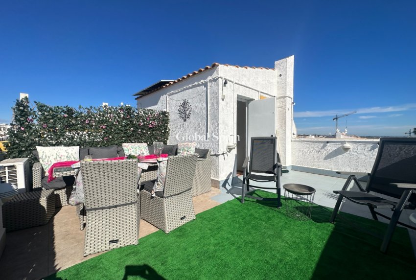 Wiederverkauf - HAUS -
ORIHUELA - Entre Naranjos