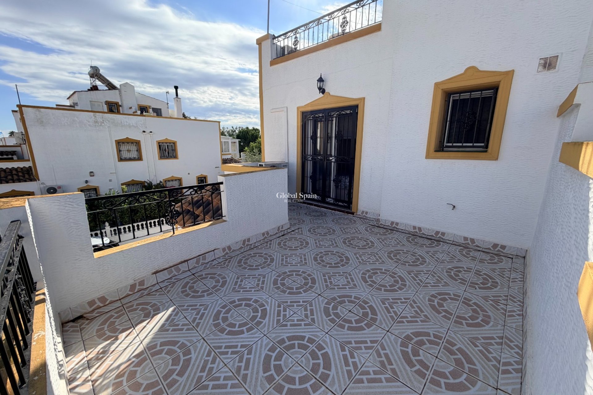 Wiederverkauf - HAUS -
ORIHUELA - Entre Naranjos
