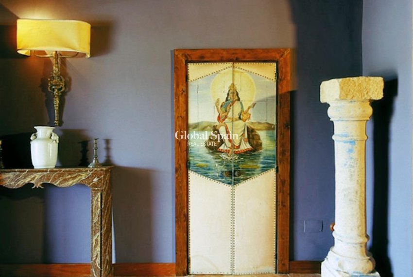 Wiederverkauf - HAUS -
ORIHUELA - Inland