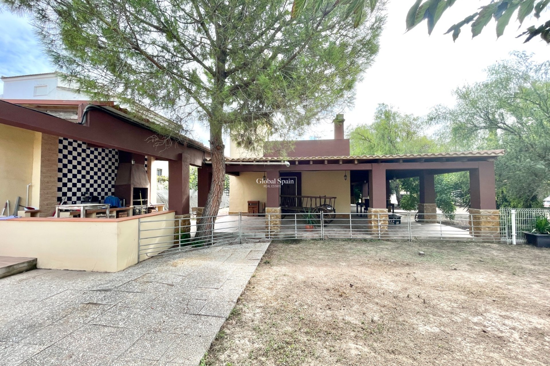 Wiederverkauf - HAUS -
ORIHUELA - Inland