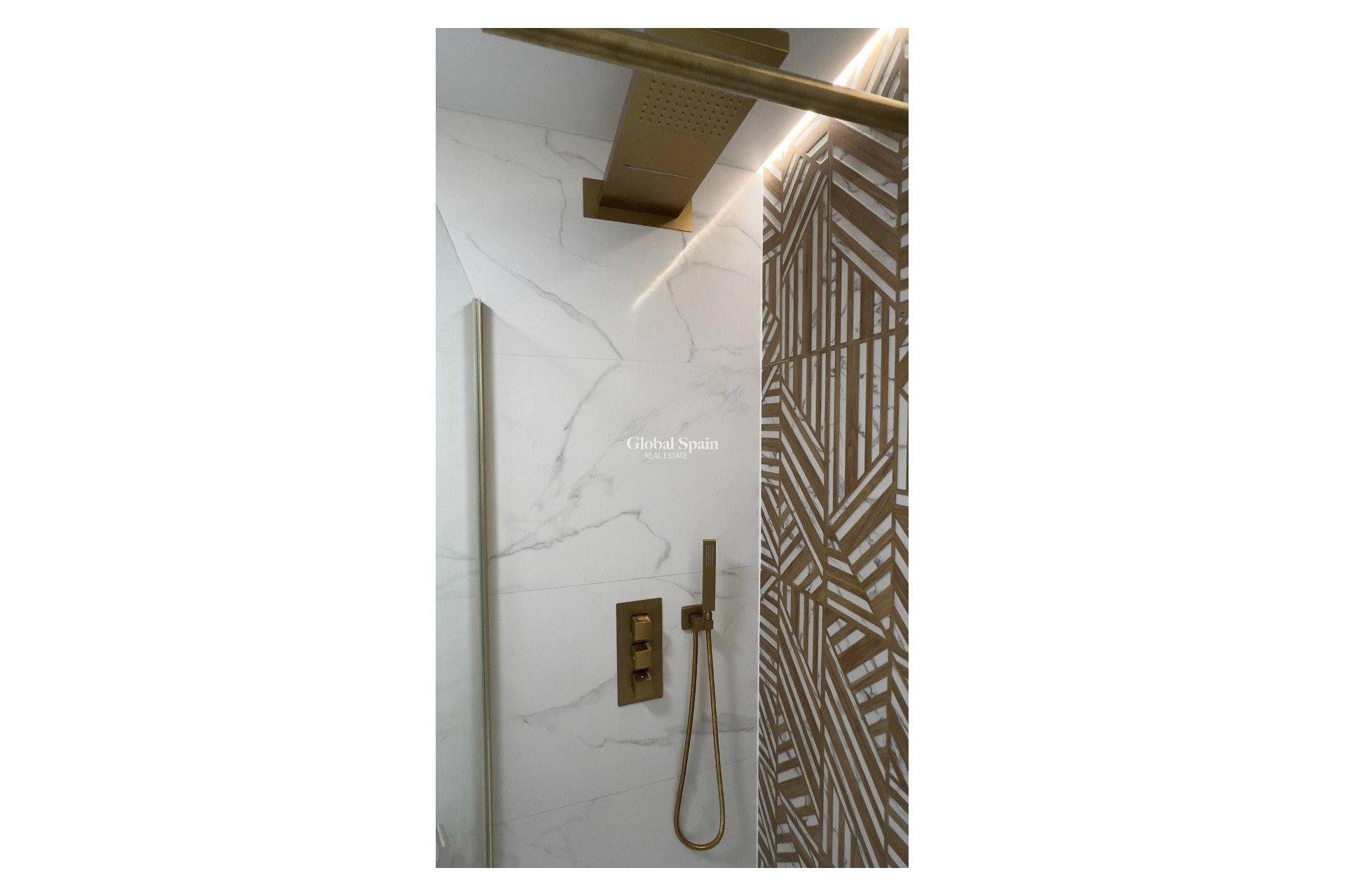 Wiederverkauf - HAUS -
ORIHUELA - Orihuela Costa