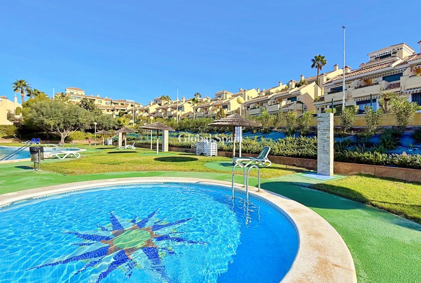 Wiederverkauf - HAUS -
ORIHUELA - Orihuela Costa