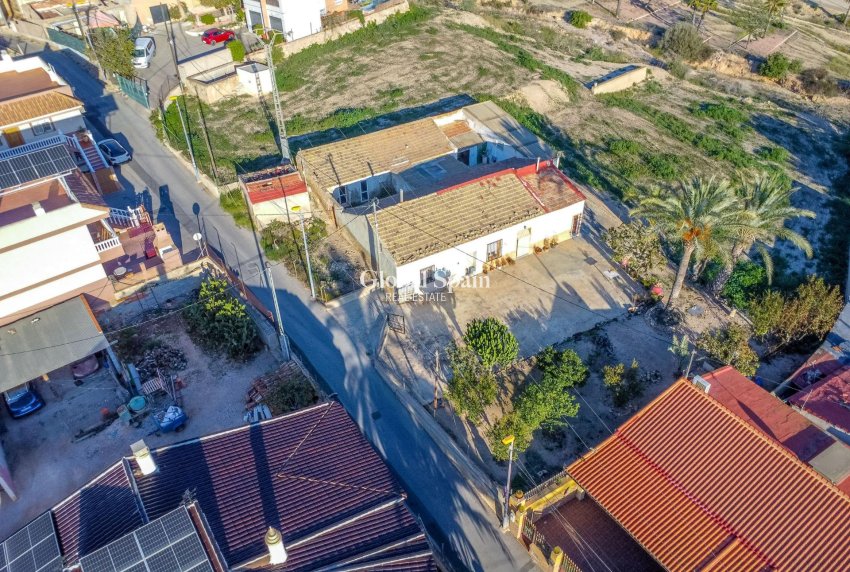 Wiederverkauf - HAUS -
ORIHUELA - Raiguero De Bonanza