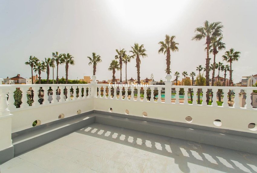 Wiederverkauf - HAUS -
ORIHUELA - Urbanización Perla del Mar