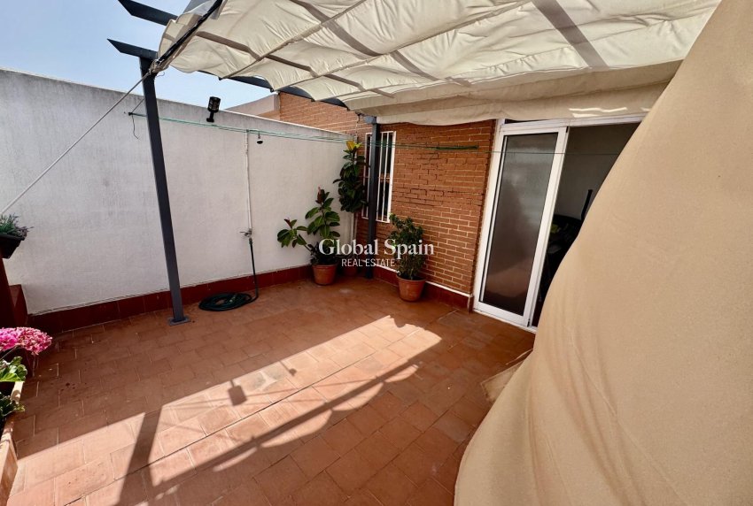 Wiederverkauf - HAUS -
ORIHUELA - Urbanización Perla del Mar