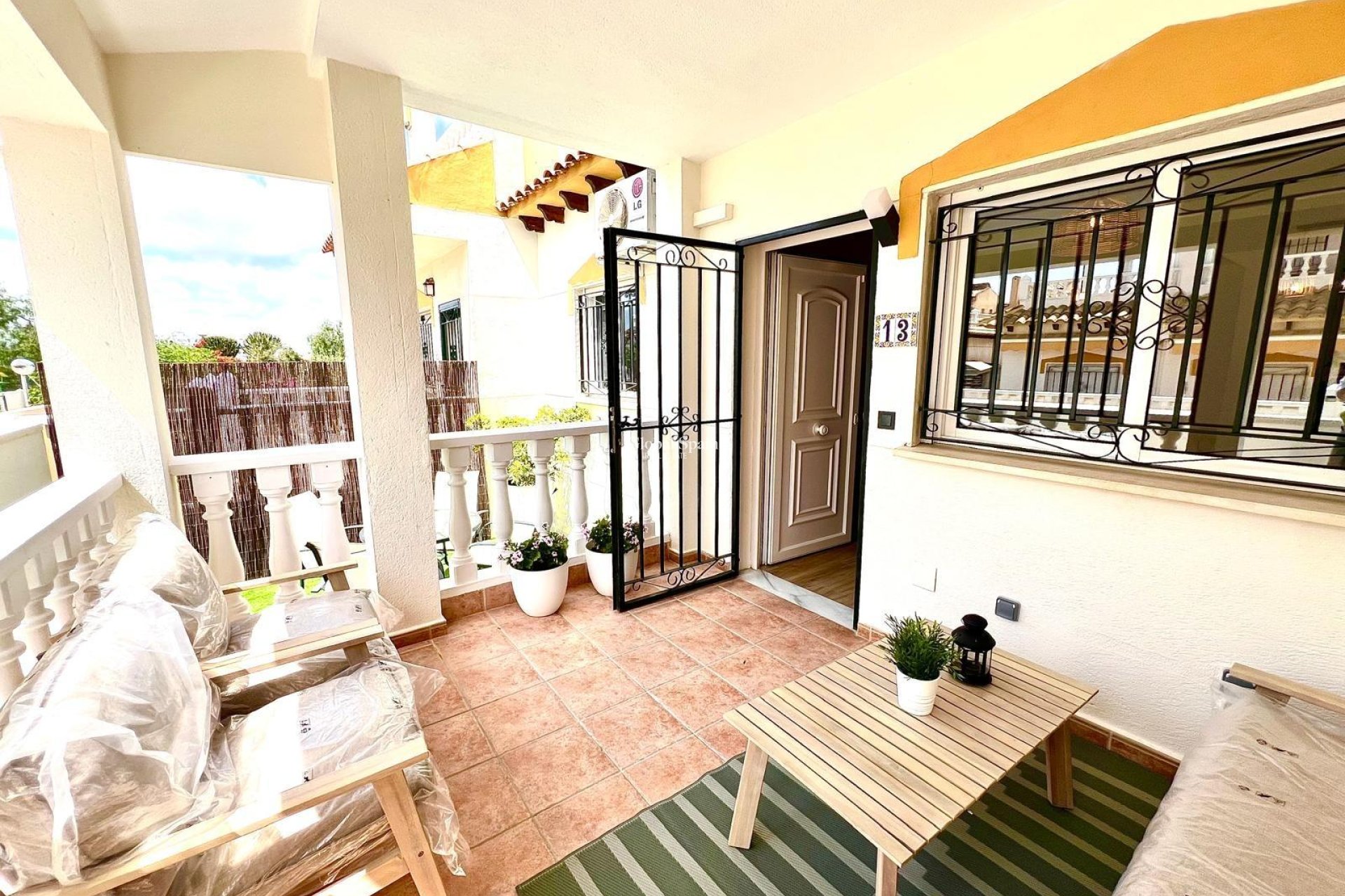 Wiederverkauf - HAUS -
ORIHUELA - Urbanización Perla del Mar