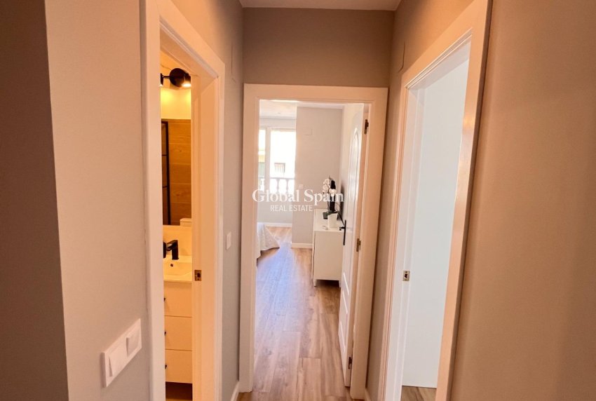 Wiederverkauf - HAUS -
ORIHUELA - Urbanización Perla del Mar