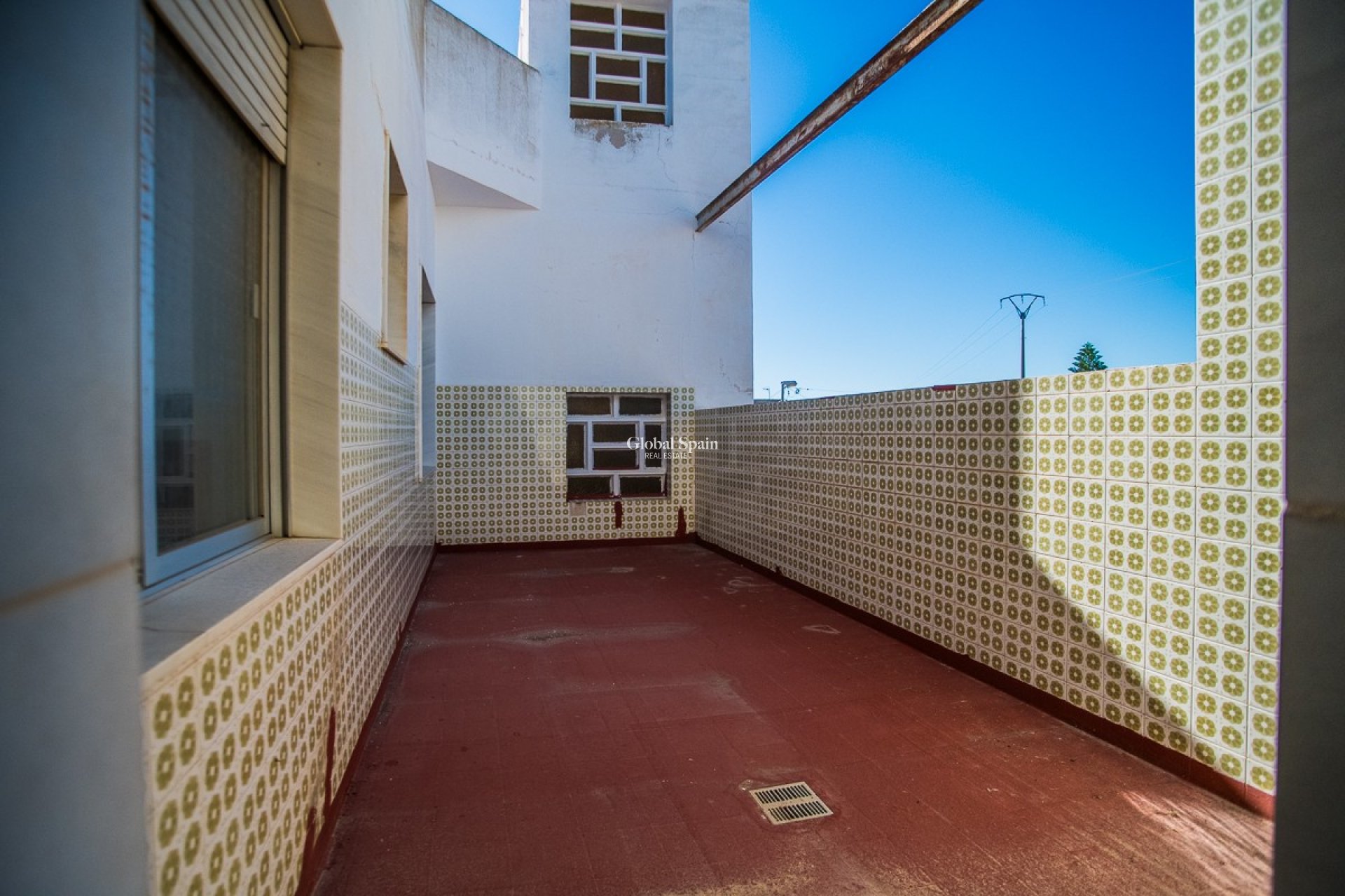 Wiederverkauf - HAUS -
ORIHUELA - 