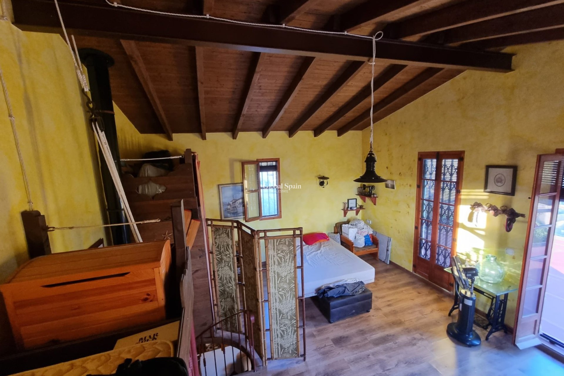 Wiederverkauf - HAUS -
ORIHUELA - 