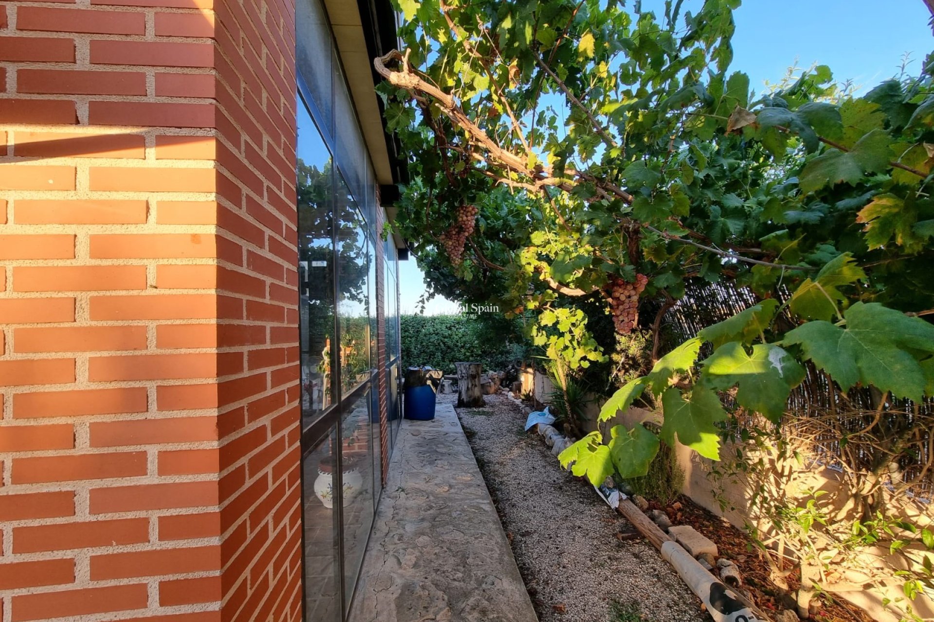 Wiederverkauf - HAUS -
ORIHUELA - 