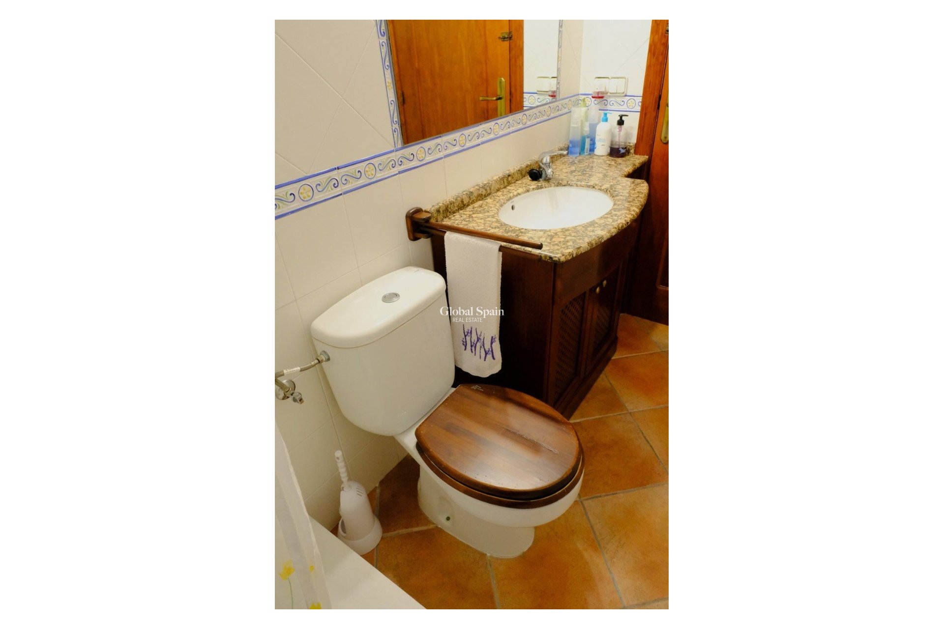 Wiederverkauf - HAUS -
ORIHUELA