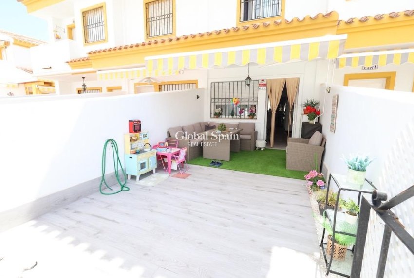 Wiederverkauf - HAUS -
PILAR DE LA HORADADA - Costa Blanca